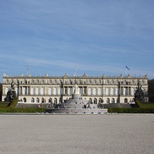 800px-Schloss Herrenchiemsee